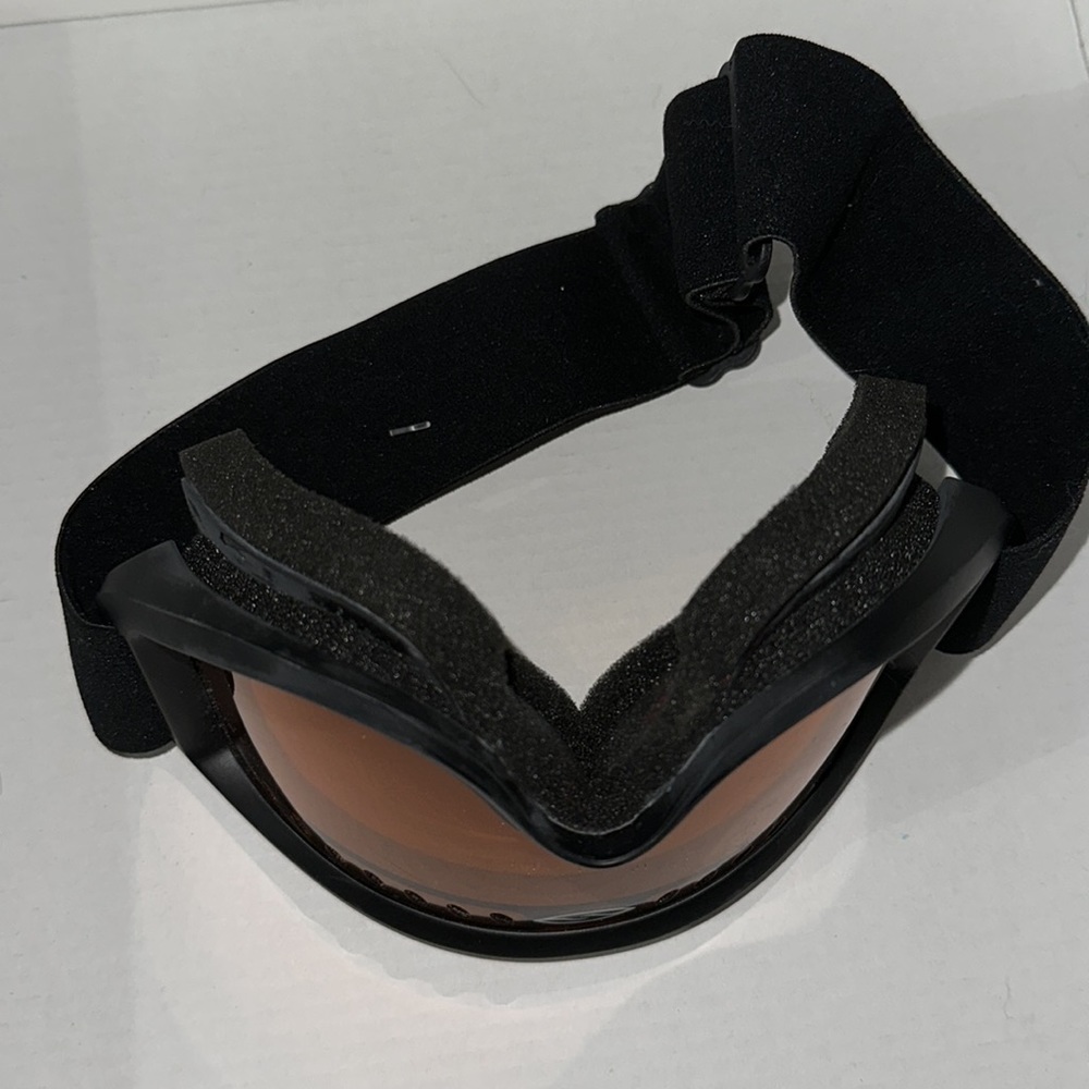 Smith Goggles With Adjustable Strap - image 8